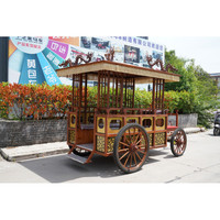 Chariot de mariage classique de style chinois pour remorque de mariage en plein air et vacances touristiques Transport à la mode tiré par des chevaux