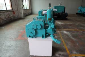 משאבת בוץ CITC BW 950/10 מנוע הידראולי טריפלקס עם אחריות נוספת של 5 שנים, ממקור חונאן, עבור מכונת קידוח ללא תעלות של <span class=keywords><strong>XCMG</strong></span> - Product Image 2