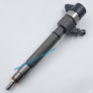 Injecteur de Carburant Diesel Common Rail de Haute Qualité Nouveau 30750283 0445110251 pour VOLVO C30 C70 <span class=keywords><strong>S40</strong></span> S60 S80 V50 V70 XC90 - Product Image 3