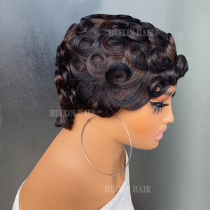 Chioma Pixie Cut Perruques Remy <span class=keywords><strong>Cheveux</strong></span> Humains Sans Colle Pré-Plumé <span class=keywords><strong>Court</strong></span> Bouclés Perruque Highlight Couleur <span class=keywords><strong>Frange</strong></span> pour les Femmes Noires - Product Image 4