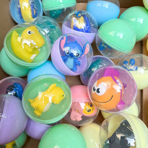 Jouets en capsules en gros pour enfants, petits jouets en capsules en plastique bon marché, capsules de 45 mm avec jouet en plastique à l'intérieur pour distributeur automatique - Product Image 2