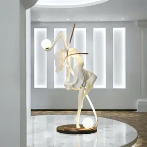 Figura creativa scultura decorazione r lampada soggiorno hotel centro commerciale post-moderno lusso in plastica rinforzata con fibra di vetro