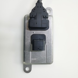 เซ็นเซอร์ไนโตรเจนออกซิเจน Iveco 5801881006 5WK96792A A2C9550450077 สำหรับเปลี่ยนในรถบรรทุกขนาดกลาง - Product Image 1