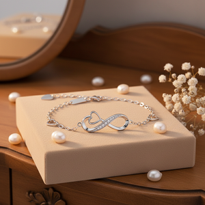 Fábrica <span class=keywords><strong>de</strong></span> Joyería OEM, Pulsera Infinita <span class=keywords><strong>de</strong></span> Plata <span class=keywords><strong>de</strong></span> Ley 925 con Circonita, Símbolo <span class=keywords><strong>de</strong></span> <span class=keywords><strong>Amor</strong></span> Infinito en Forma <span class=keywords><strong>de</strong></span> Corazón, Chapada en Oro <span class=keywords><strong>de</strong></span> 18K <span class=keywords><strong>de</strong></span> Lujo - Product Image 3