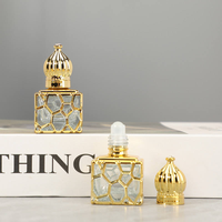 Flacon de parfum élégant en verre carré doré de 10 ml avec diffuseur à bâtonnets compatible pour la maison et les voyages MocPack