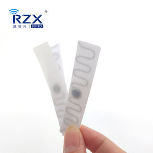 RZX <span class=keywords><strong>RFID</strong></span> 제품 공장 70*15mm 크기 <span class=keywords><strong>rfid</strong></span> 의류 태그 라벨 옷 - Product Image 2