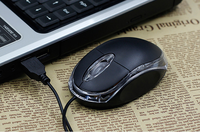 Souris de jeu filaire professionnelle, ergonomique symétrique, noir mat avec accents brillants, haute précision, souris Esports OEM ODM