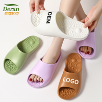 Chaussons pour femmes Deran OEM personnalisés, antidérapants, en EVA, confortables, à semelle épaisse, avec soutien de la voûte plantaire et semelle d'acupression, pour l'été