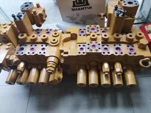 Válvula de control principal de excavadora Belparts E320 E345c E310 E330c Válvula de control hidráulico 157-3200 - Product Image 2