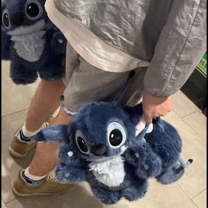 Cuscino di Peluche a Forma di Piccolo Diavolo |   Simpatico Peluche Animale Imbottito |   Adorabile regalo Lilo & Stitch per il compleanno delle ragazze - Product Image 4