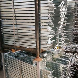 Parapeto de tornillo galvanizado en caliente, barandilla temporal, poste para sistema de protección de bordes, soporte anticaída - Product Image 5