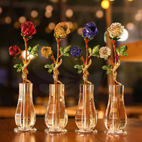 Vente en gros de cristaux transparents de haute qualité, de style violet créatif, en forme de fleur, brillants, polis, exquis, nobles, pour la maison, les mariages et l'artisanat
