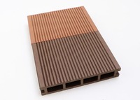 Revestimiento de pared de WPC externo Exterior de plástico compuesto Exterior Impermeable Suelo de cubierta de madera de Wpc