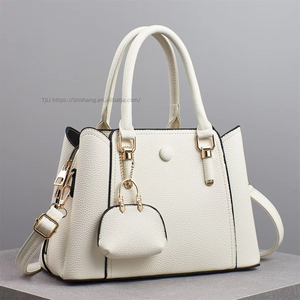 Sac à main tendance pour femmes, nouveau modèle élégant, sacs à bandoulière pour femmes, sacs à main de bonne qualité avec portefeuille pour femme - Product Image 3