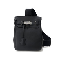Sac de poitrine carré en cuir pleine fleur Togo, unisexe, grande capacité, sac bandoulière/sac banane, doublure en nylon, fermoirs
