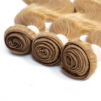 Extensions de cheveux tissés à la machine, double trame, cheveux brésiliens Remy, alignés sur les cuticules, doux, sains, ondulés, couleur blonde