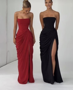 OUDINA Abito da <span class=keywords><strong>Sera</strong></span> Lungo Elegante Francese di Alta Qualità con Spalle Scoperte, Arricciature e Stecche, Vestito Aderente da Donna - Product Image 6