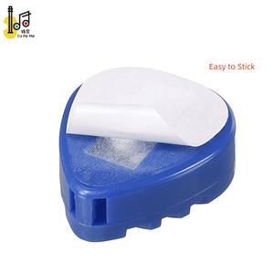 Vente en gros de pâte pour accessoires matière <span class=keywords><strong>plastique</strong></span> triangle en forme de coeur ukulélé médiator étuis portatifs collants à la main - Product Image 5