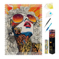 Kit de Peinture Diamant 5D DIY Cool Girl, Kit de Peinture Artistique Diamant Rond avec Strass pour Portrait et Décoration Murale Intérieure