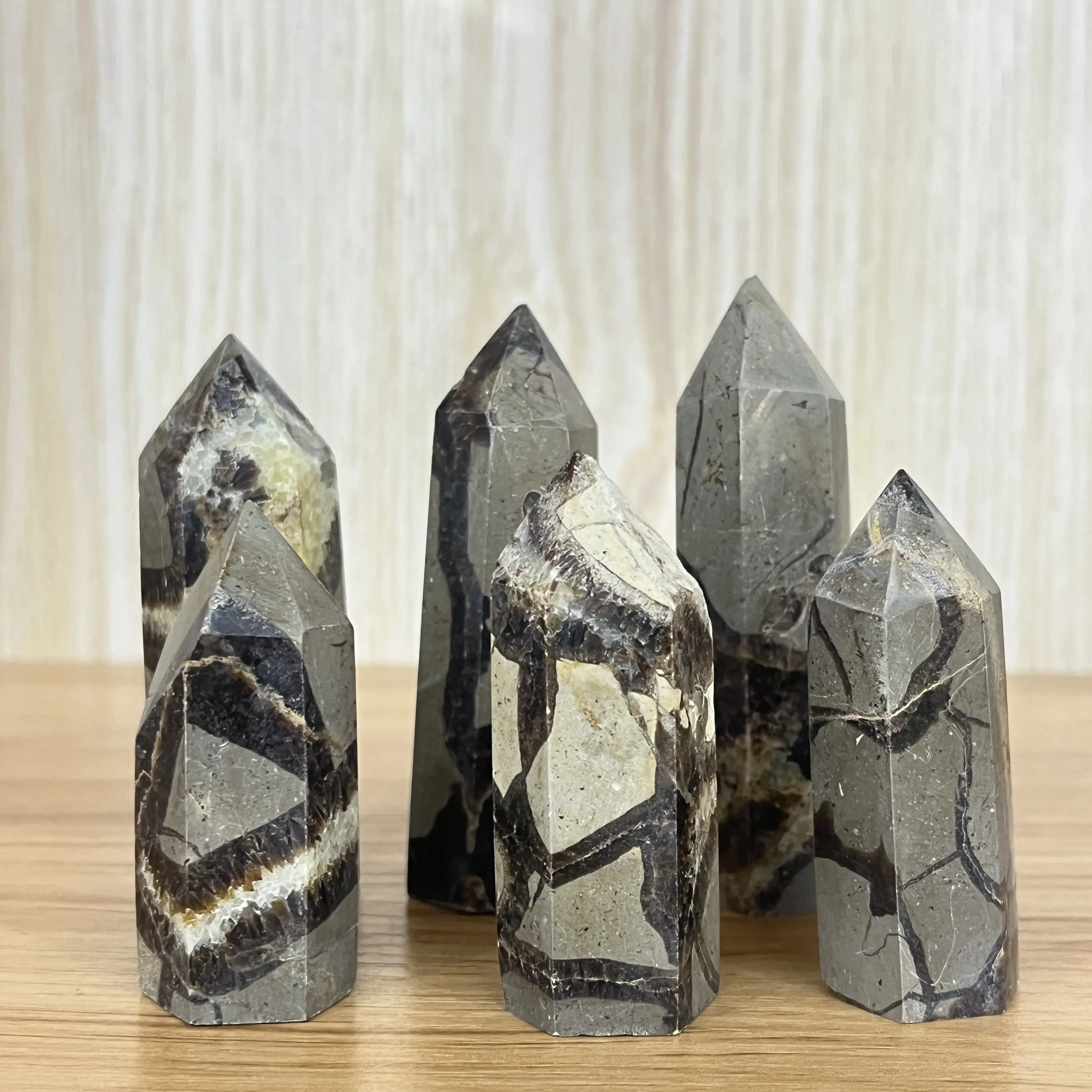 Wholesale Reiki Mineral Crystal Towers Column Crafts Septarium Point Factory Price For Decor