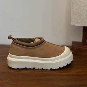 รองเท้าบูทหนังแท้สำหรับฤดูหนาว อุ่นสบายเหมือน<span class=keywords><strong>เดิน</strong></span>เท้าเปล่า ด้านบนนุ่มทำจากขนสัตว์ ผ้าฝ้าย หนังแกะ กำมะหยี่ PU ผ้าเดนิม ผ้าใบ ยาง - Product Image 3