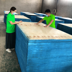 <span class=keywords><strong>Plaque</strong></span> de <span class=keywords><strong>contreplaqué</strong></span> stratifié en bouleau, pin et cèdre de la Baltique 4x8 18mm pour coffrage extérieur, construction et mobilier, résistant à l'eau - Product Image 6