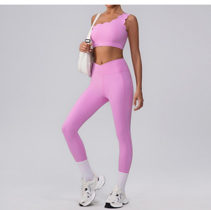 Legging de yoga taille haute à découpe en V, sans couture, effet ventre plat, anti-boulochage, froncé, uni, pour la gym et l'entraînement - Product Image 6