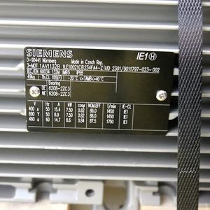 Siemens <span class=keywords><strong>Motor</strong></span> 1LE1002-1CB23-4FA4-Z baru - Product Image 2