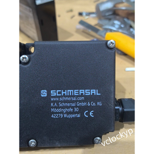 Un interrupteur de sécurité SCHMERSAL AZM161SK-12/12wbrRKA-024 neuf - Product Image 3