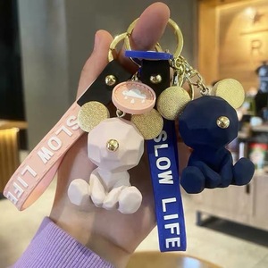 Hecion Nouvelle Collection Adorable Petit Ours Cool <span class=keywords><strong>Dessin</strong></span> <span class=keywords><strong>Animé</strong></span> 8 Couleurs Porte-clés Mignon pour Voiture Cadeau d'Anniversaire Mode DIY Chaîne de Clés - Product Image 5
