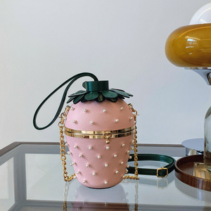 Sac à main élégant pour femme en PU. Sac à main de créateur unique et luxueux. Avec décoration en chaîne.3213 - Product Image 5