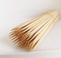 Brochette de bambou écologique de taille personnalisable brochettes de barbecue polies allant au lave-vaisselle pour restaurants hôtels outils standard d'exportation