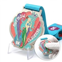 Medaglia in Smalto Morbido Glitterato di Alta Qualità, Logo Personalizzato, Forma a Conchiglia, Rilievo 3D, Medaglie Sportive per Gare Virtuali ed Eventi a Tema