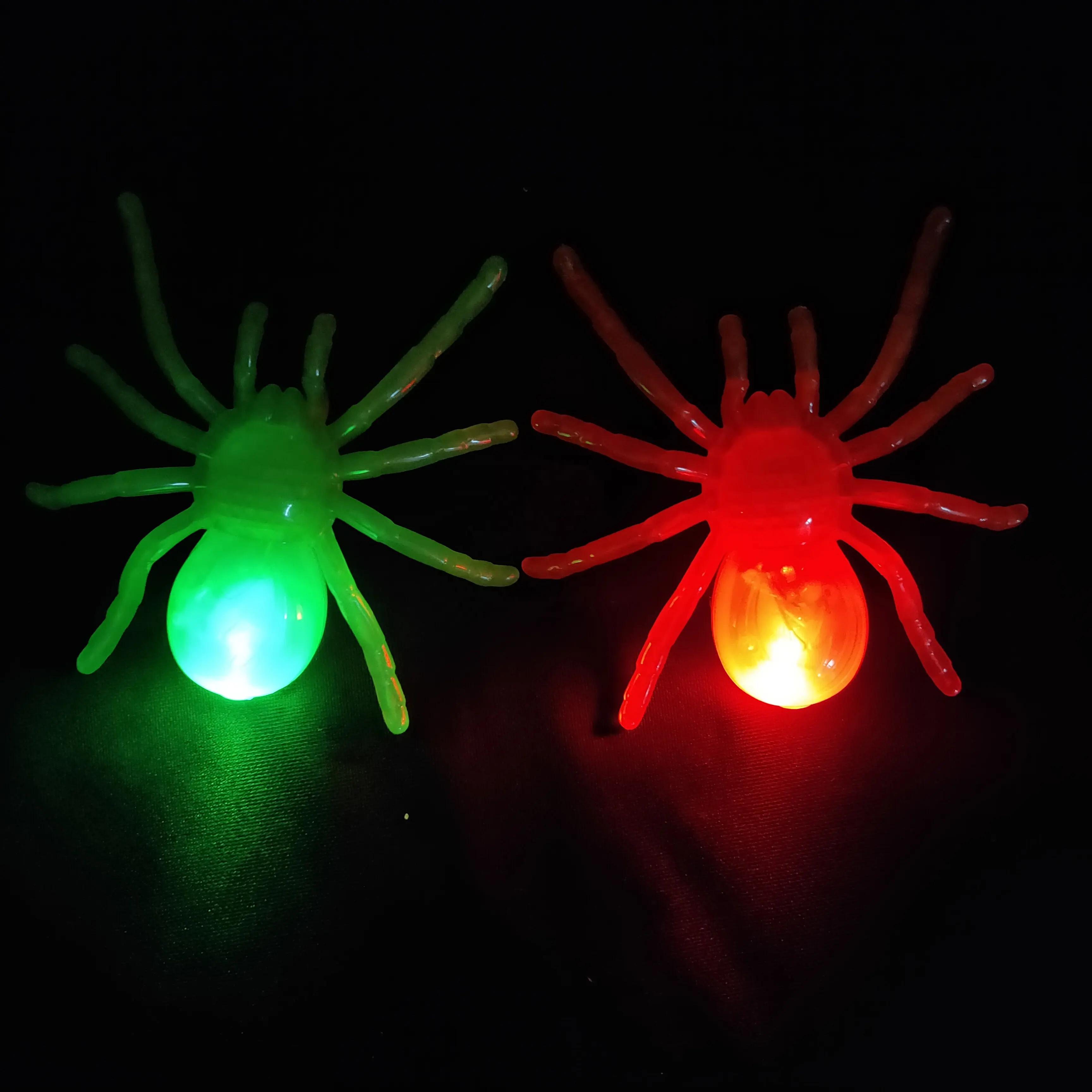 New Design Led Flashing Toys Kids Lights Up Toys Halloween Glowing Spiders Wall Decorations