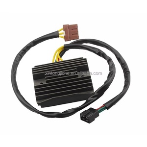 Regolatore di Tensione Raddrizzatore Moto per <span class=keywords><strong>Piaggio</strong></span> GTV250 <span class=keywords><strong>MP3</strong></span> 125 250 400 <span class=keywords><strong>500</strong></span> GTS250 Carnaby300 Beverly 250 400 <span class=keywords><strong>500</strong></span> XEvo250 400 - Product Image 1