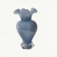 Vase Urne en Verre Soufflé à la Main avec Bord Volanté, Porte-Fleurs en Verre Artistique Coloré avec Pied Carré pour Mariage et Décoration Intérieure