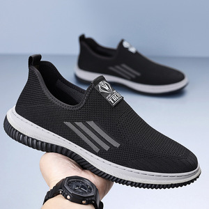 Chaussures de marche respirantes en maille à enfiler pour hommes, bout rond, semelle souple, été 2026, noir, gris, blanc - Product Image 1