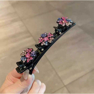 Vendita calda di tendenza forcine per capelli da donna Vintage con perline a forma di fiore con strass a forma di anatra per la decorazione dei capelli - Product Image 1