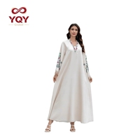 Robe longue musulmane pour femmes, col en V, broderies et pompons, élégante robe arabe Abaya, SW037 Moyen-Orient.