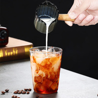 JM Verre à expresso moderne écologique avec poignée en bois d'acacia, en verre borosilicate, tasses doseuses et carafe à lait à vendre