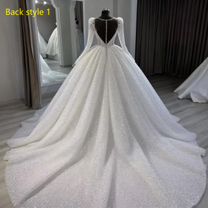 Abito <span class=keywords><strong>da</strong></span> <span class=keywords><strong>sposa</strong></span> a maniche lunghe con pizzo di cristallo e strascico a cappella, scollo illusione, stile ball gown - Product Image 2