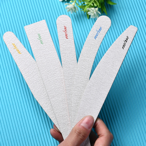 Vente chaude 2022 : Lime à ongles durable 100/180 grains, formes variées, outils de beauté pour les ongles, lime à ongles personnalisée - Product Image 3