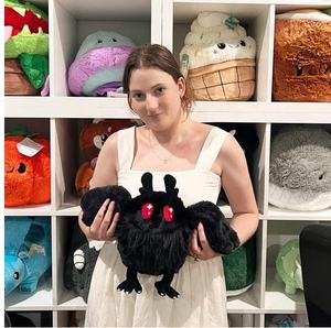 Peluche Mothman de <span class=keywords><strong>film</strong></span> Squish en gros, peluche douce de dessin animé <span class=keywords><strong>d</strong></span>'anime, poupée <span class=keywords><strong>d</strong></span>'Halloween, jouets en peluche, personnages en peluche, animaux en peluche - Product Image 4