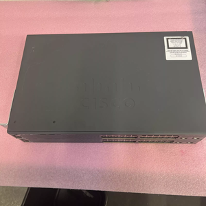 Commutateur Ethernet Gigabit 24 ports d'occasion WS-C2960X-24TD-L 2960X - Product Image 1
