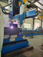 Machine de biseautage de coupe de profils de tube de tuyau de plasma de commande numérique par ordinateur de 8 axes pour l'industrie de structure en acier