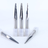 Spesifikasi Berbeda Alat Pemotong Solid Carbide End Mills Taper Straight Groove Reamer Alat Pemotong CNC untuk Mesin Bubut Logam