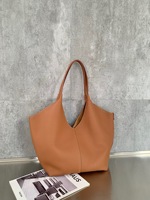 Sac seau à bandoulière en cuir véritable haut de gamme pour femme, style tendance 2026, grande capacité, avec logo personnalisé