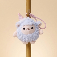 En gros, Mini mignon pendentif brebis en peluche douce, breloque de sac, porte-clés pour boutique de cadeaux et machine à griffes