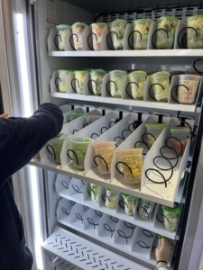 Máy bán hàng tự động sinh tố trái cây đông lạnh Vendlife và máy bán hàng tự động sinh tố làm mát - Product Image 5