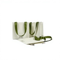 Luxus-Kleidungsgeschäft Tragetasche Individualisierte Kosmetik-Geschenktasche Einkaufstasche für Herren und Damen Biologisch Abbaubare Papiertüte mit Bandgriff